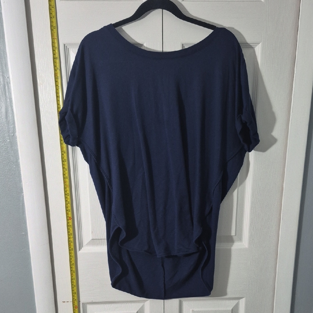 😺 2 for$12 Or 3 for$15 😺Navy Blue Women's Top